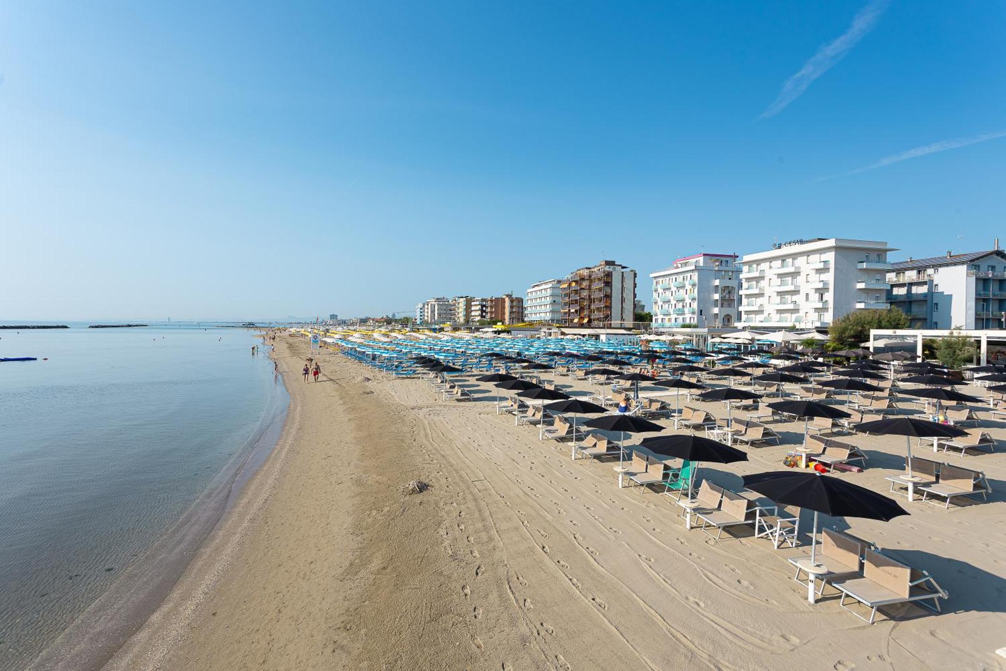 Hotel Caesar Lido Di Savio Extérieur photo